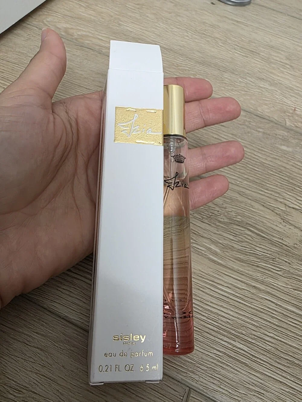 Sisley compact rollerball